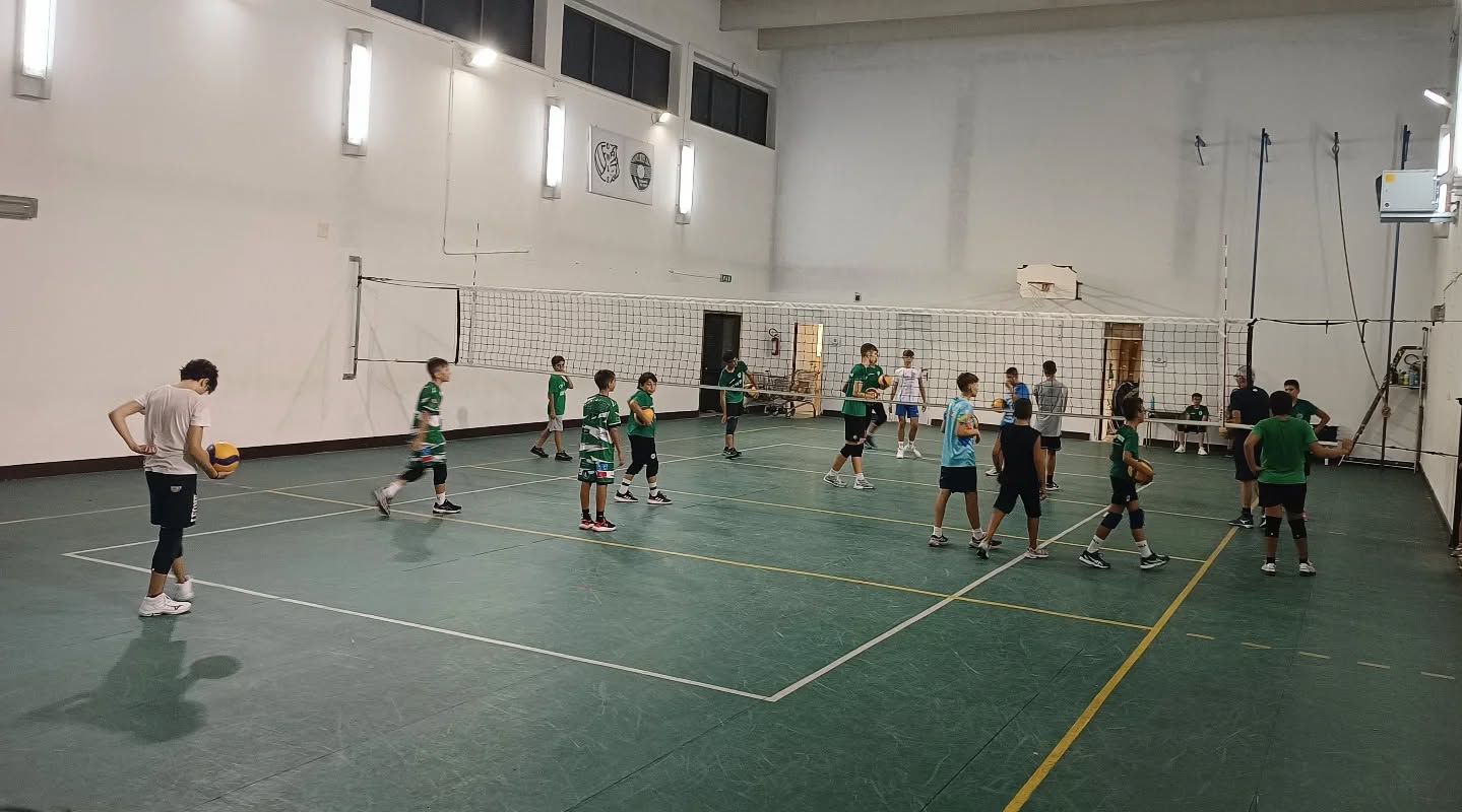 Scuola Volley Showy Boys, primo allenamento gruppo under 15.