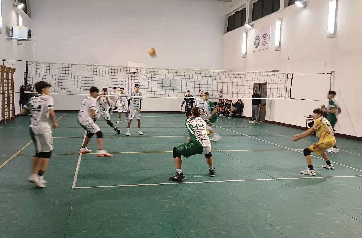 🤍💚 Under 17 - Scuola Volley Showy Boys Galatina 🏐 Entra in squadra!