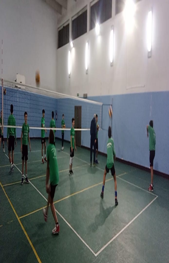 Scuola Volley Showy Boys 🤍💚 #siamolashowy #verovolleymonza #galatina #identita #tradizione #giocaconnoi #bedifferent #culturasportiva #iotifoshowy #biancoverdi #marchiodiqualita #fipav #dal1967 #volley @verovolleynetwork