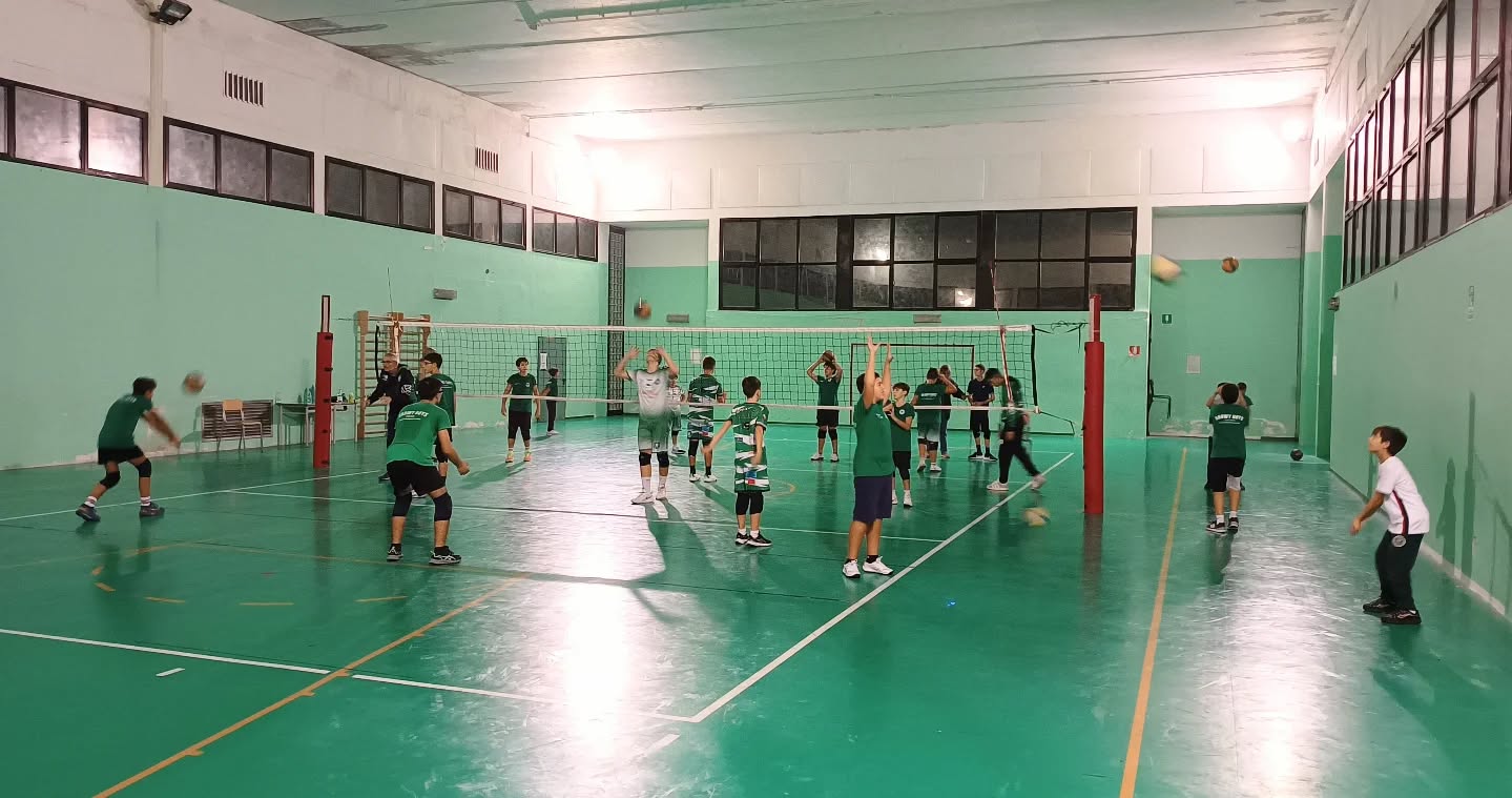 🏐 Scuola Volley Showy Boys Galatina 🤍💚